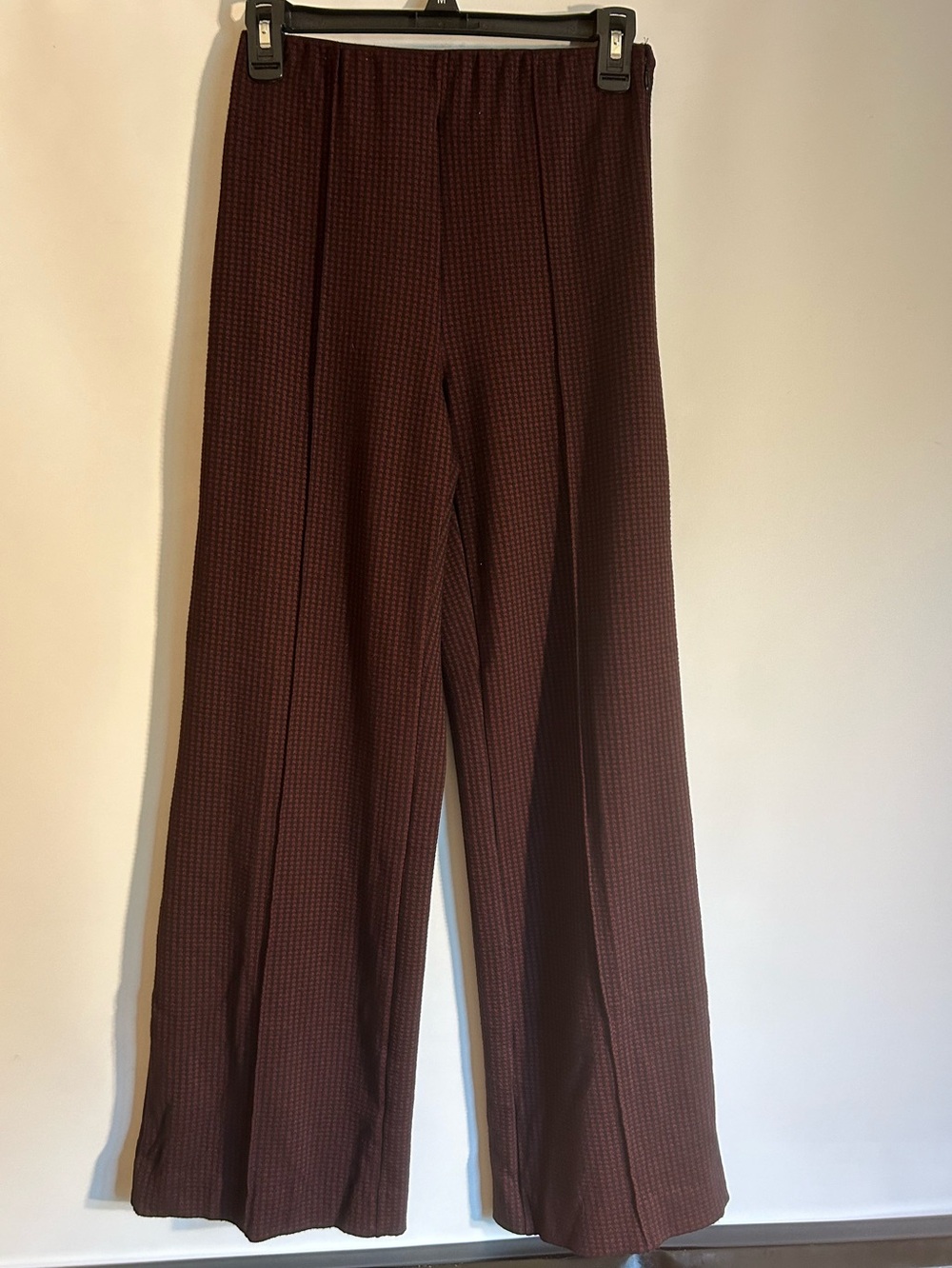 ANN TAYLOR CURVY FIT BURGUNDY/BLACK WIDE LEG RIBBED CONTOUR WAIST SIDE ZIP PANTS
